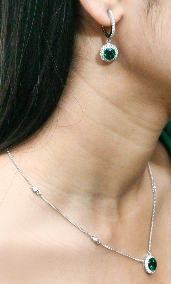 Emerald Studded 925 Sterling Silver Necklace