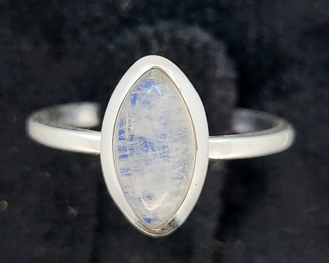 Moonstone Ring - 925 Sterling Silver