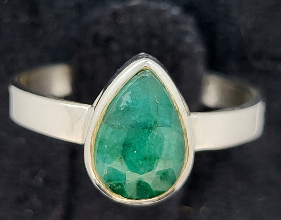 Green Kyanite Ring - 925 Sterling Silver