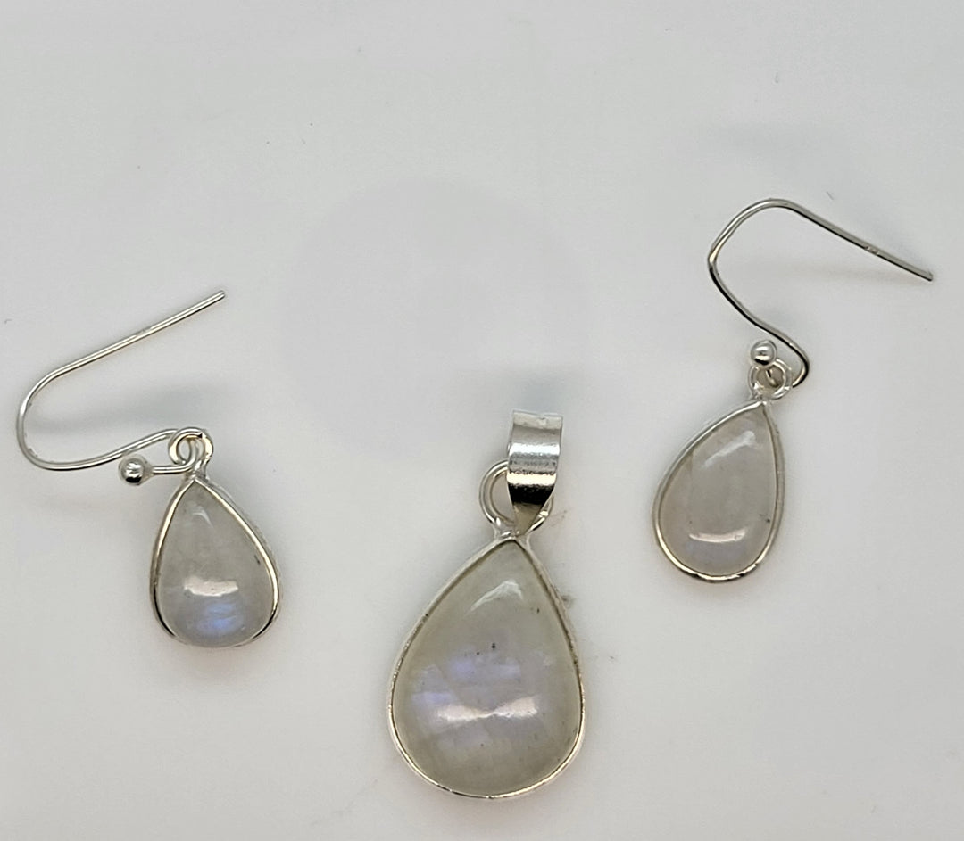 Moonstone 925 Sterling Silver Pendant and Earrings Set