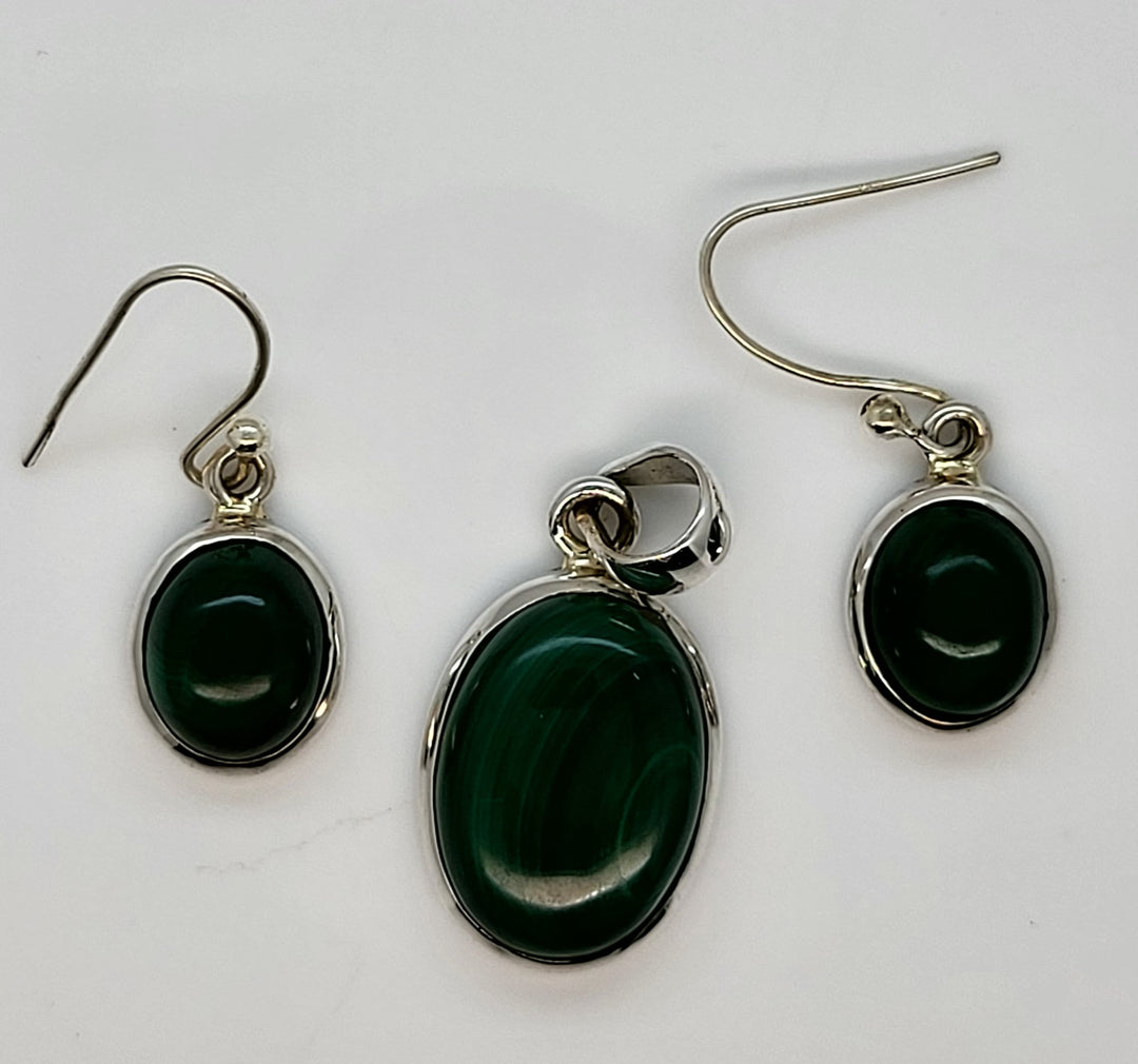 Green Malachite Pendant and Earrings Set in 925 Sterling Silver