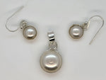 Load image into Gallery viewer, Pearl 925 Sterling Silver Pendant and Earrings Set
