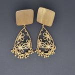 Load image into Gallery viewer, Gold Vermail Earrings
