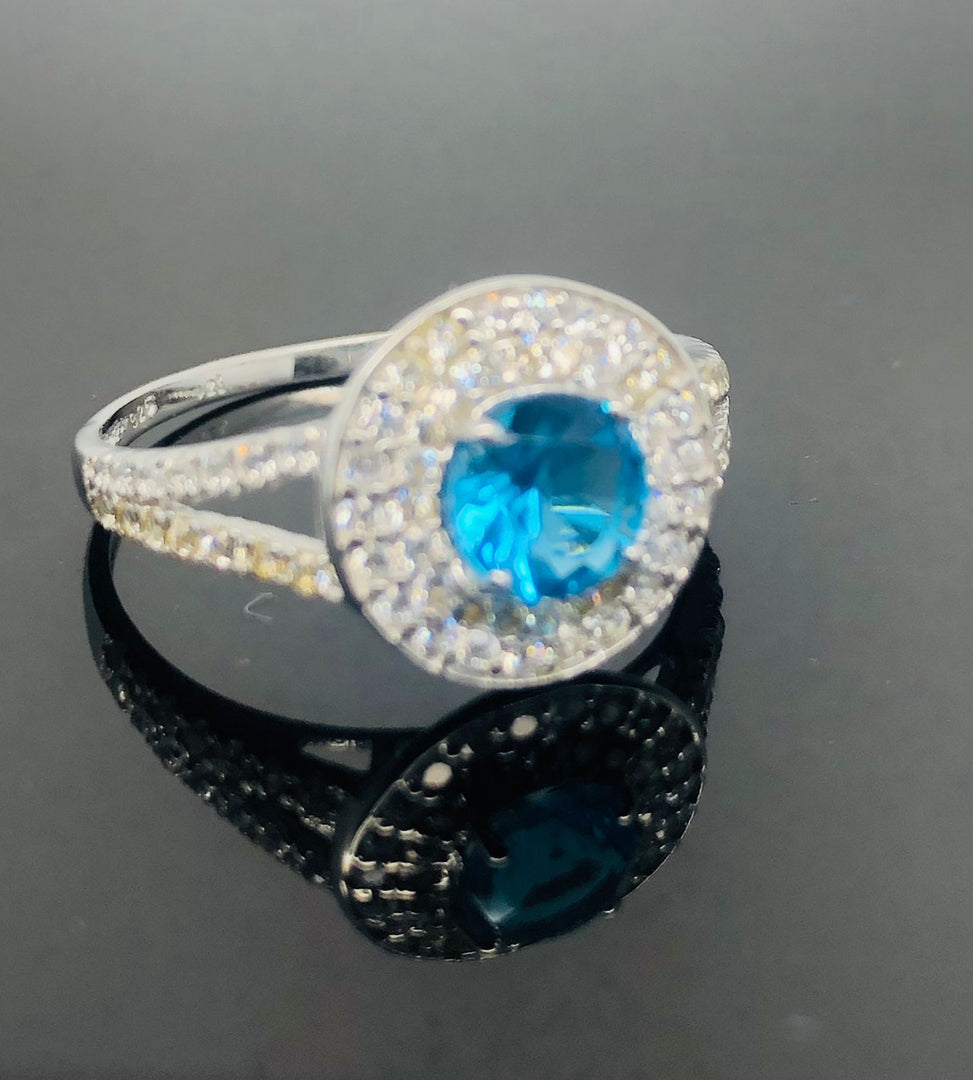 London Blue Topaz Ring - 925 Sterling Silver