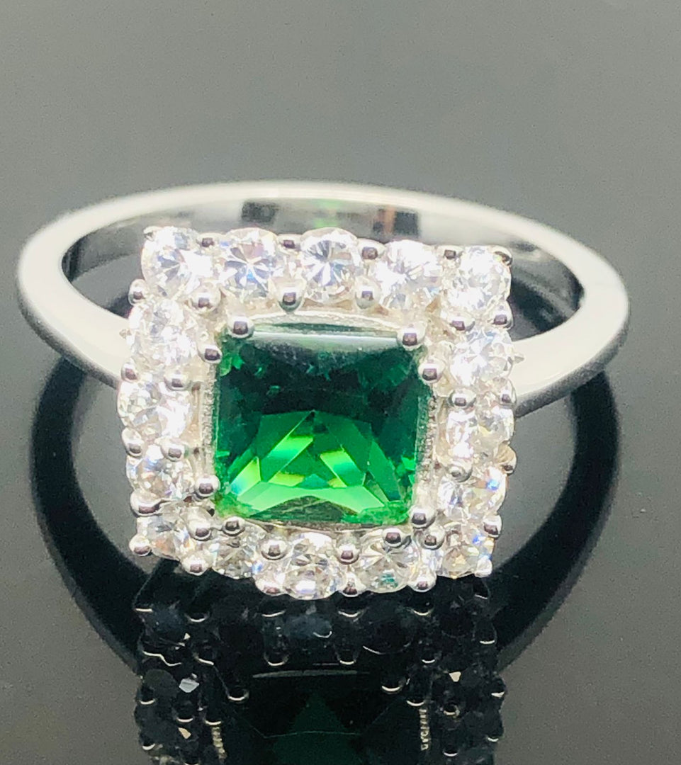 Emerald Ring - 925 Sterling Silver